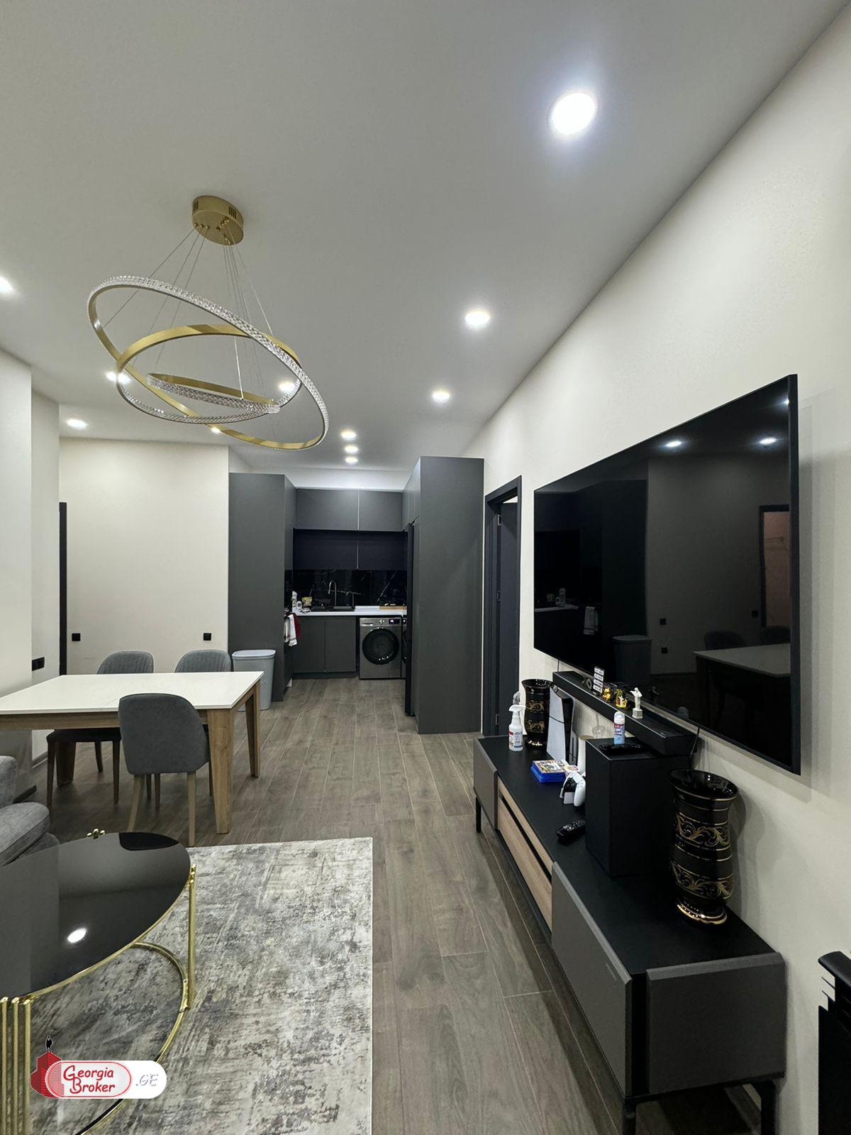 იყიდება ახალი გარემონტებული 3 ოთახიანი ბინა  "კრწანისი ვილა რეზიდენსში"